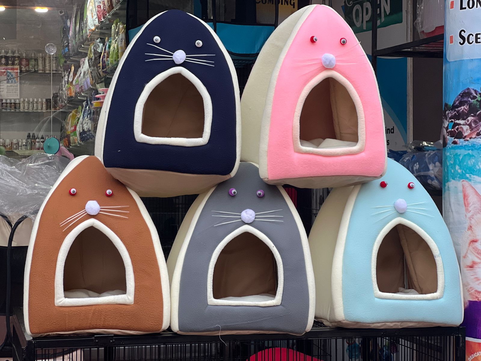 Cat House Doremon Shaped Hi Quality Cat House