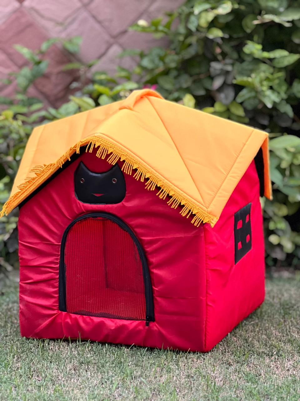 Cat house Hut Shaped